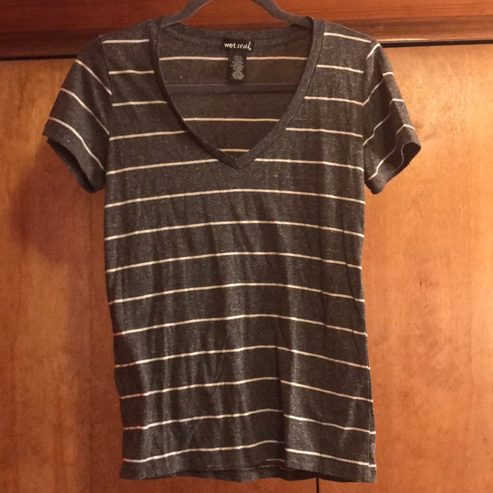 V-neck shirt